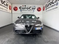 Usata Alfa Romeo Giulia Super 150 CV (110 kW) 2016 Grigio Berlina