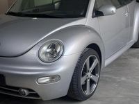 Usata VW New Beetle 101 CV (74 kW) 2007 Grigio Utilitaria
