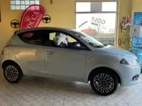 Usata Lancia Ypsilon S 69 CV (50 kW) 2024 Verde metallizzato Utilitaria
