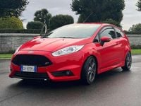 Usata Ford Fiesta Sport 182 CV (133 kW) 2017 Rosso Utilitaria