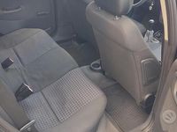 Usata Opel Corsa 75 CV (55 kW) 2004 Verde Utilitaria