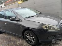 Usata Lancia Delta 120 CV (88 kW) 2011 Grigio Utilitaria