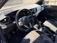 Usata VW Polo R-line 95 CV (69 kW) 2023 Blu Utilitaria