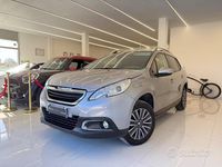 Usata Peugeot 2008 Active 82 CV (60 kW) 2016 Grigio SUV
