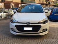 Usata Hyundai i20 Blackline 84 CV (61 kW) 2017 Bianco Berlina