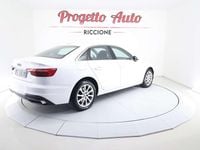 Begagnad Audi A4 Ambiente 190 HK (139 kW) 2019 Vit Sedan