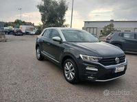 Usata VW T-Roc Business 116 CV (85 kW) 2020 Grigio SUV