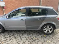 Usata Opel Astra 101 CV (74 kW) 2004 Grigio Berlina