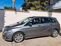 Usata Mercedes B180 108 CV (79 kW) 2013 Grigio Monovolume