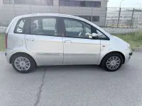 Usata Lancia Musa 69 CV (50 kW) 2007 Grigio Monovolume