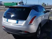Usata Lancia Delta 120 CV (88 kW) 2010 Marrone Utilitaria