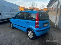 Usata Fiat Panda Active 60 CV (44 kW) 2004 Blu Utilitaria