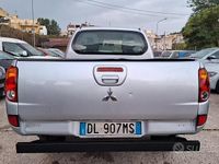 Usata Mitsubishi L200 Invite 136 CV (100 kW) 2008 Grigio Pick-up