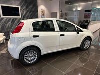 Usata Fiat Punto Street 77 CV (56 kW) 2018 Bianco Utilitaria