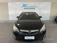 Usata Opel Astra Cosmo 125 CV (91 kW) 2011 Nero Berlina
