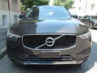 Usata Volvo XC60 Business Edition 190 CV (139 kW) 2019 Verde SUV