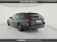Usata BMW 530e M Sport 292 CV (214 kW) 2022 Blu Station wagon