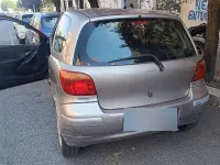 Usata Toyota Yaris Sol 87 CV (63 kW) 2003 Grigio Berlina