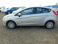 Usata Ford Fiesta 73 CV (53 kW) 2010 Grigio Berlina