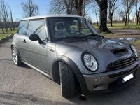Usata Mini Cooper S 170 CV (125 kW) 2005 Grigio Utilitaria