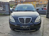 Usata Lancia Ypsilon 75 CV (55 kW) 2010 Nero Utilitaria