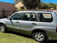 Usata Subaru Forester 122 CV (89 kW) 2003 Grigio SUV