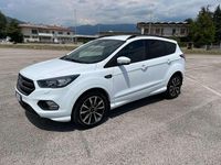 Usata Ford Kuga ST-Line 163 CV (119 kW) 2018 Bianco SUV