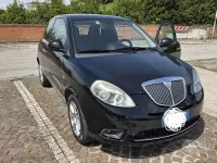 Usata Lancia Ypsilon 77 CV (56 kW) 2011 Nero Utilitaria