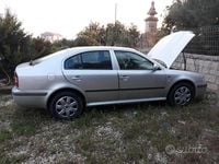 Usata Skoda Octavia 2001 Grigio Berlina