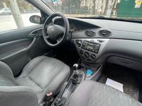 Usata Ford Focus 100 CV (73 kW) 2002 Grigio Berlina