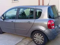 Usata Renault Grand Modus 75 CV (55 kW) 2011 Grigio Monovolume