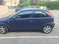 Usata Opel Corsa 75 CV (55 kW) 2004 Lilla Utilitaria