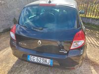 Usata Renault Clio II Luxe 101 CV (74 kW) 2011 Nero Berlina