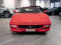 Usata Ferrari F355 379 CV (278 kW) 1997 Rosso Cabrio