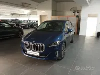Usata BMW 218 Active Tourer Luxury Line 150 CV (110 kW) 2022 Blu Monovolume