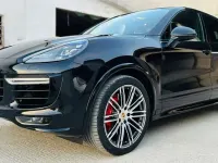 Usata Porsche Cayenne Turbo 519 CV (381 kW) 2015 Nero SUV