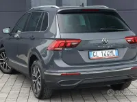 Usata VW Tiguan Life 150 CV (110 kW) 2022 Grigio SUV