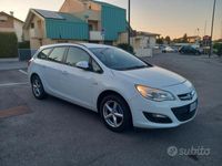 usata Opel Astra Sports Tourer 1.6 cdti Business a € 154 mese