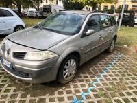 Usata Renault Mégane GrandTour Dynamique 106 CV (77 kW) 2007 Grigio Station wagon