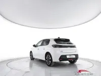 Usata Peugeot 208 Allure 101 CV (74 kW) 2025 Bianco Utilitaria