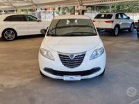 Usata Lancia Ypsilon 95 CV (69 kW) 2012 Bianco Utilitaria