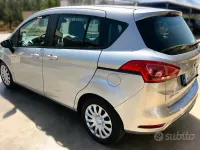 Usata Ford B-MAX Individual 95 CV (69 kW) 2013 Grigio Monovolume