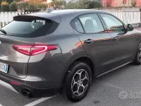 Usata Alfa Romeo Stelvio Super 160 CV (117 kW) 2022 Grigio SUV