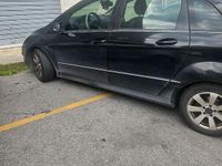 Usata Mercedes B180 Chrome 109 CV (80 kW) 2010 Nero Monovolume