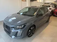 Usata Peugeot 208 Allure 101 CV (74 kW) 2025 Grigio Utilitaria