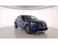 Usata Renault Captur Techno 143 CV (105 kW) 2023 Blu scuro SUV
