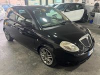 Usata Lancia Ypsilon 75 CV (55 kW) 2008 Nero Utilitaria