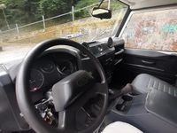 Usata Land Rover Defender 86 CV (63 kW) 2007 Bianco SUV