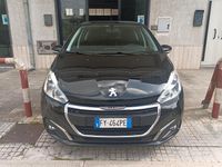 Usata Peugeot 208 Allure 101 CV (74 kW) 2019 Nero Utilitaria