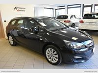 Usata Opel Astra 110 CV (80 kW) 2015 Nero Station wagon
